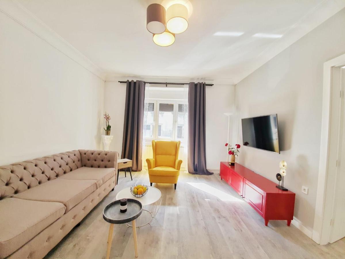#Chiczagreb Apartments Luaran gambar