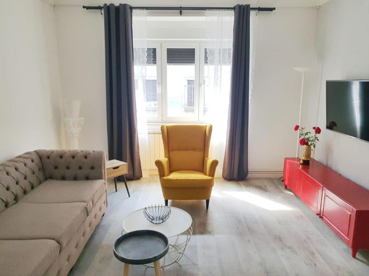 #Chiczagreb Apartments Luaran gambar